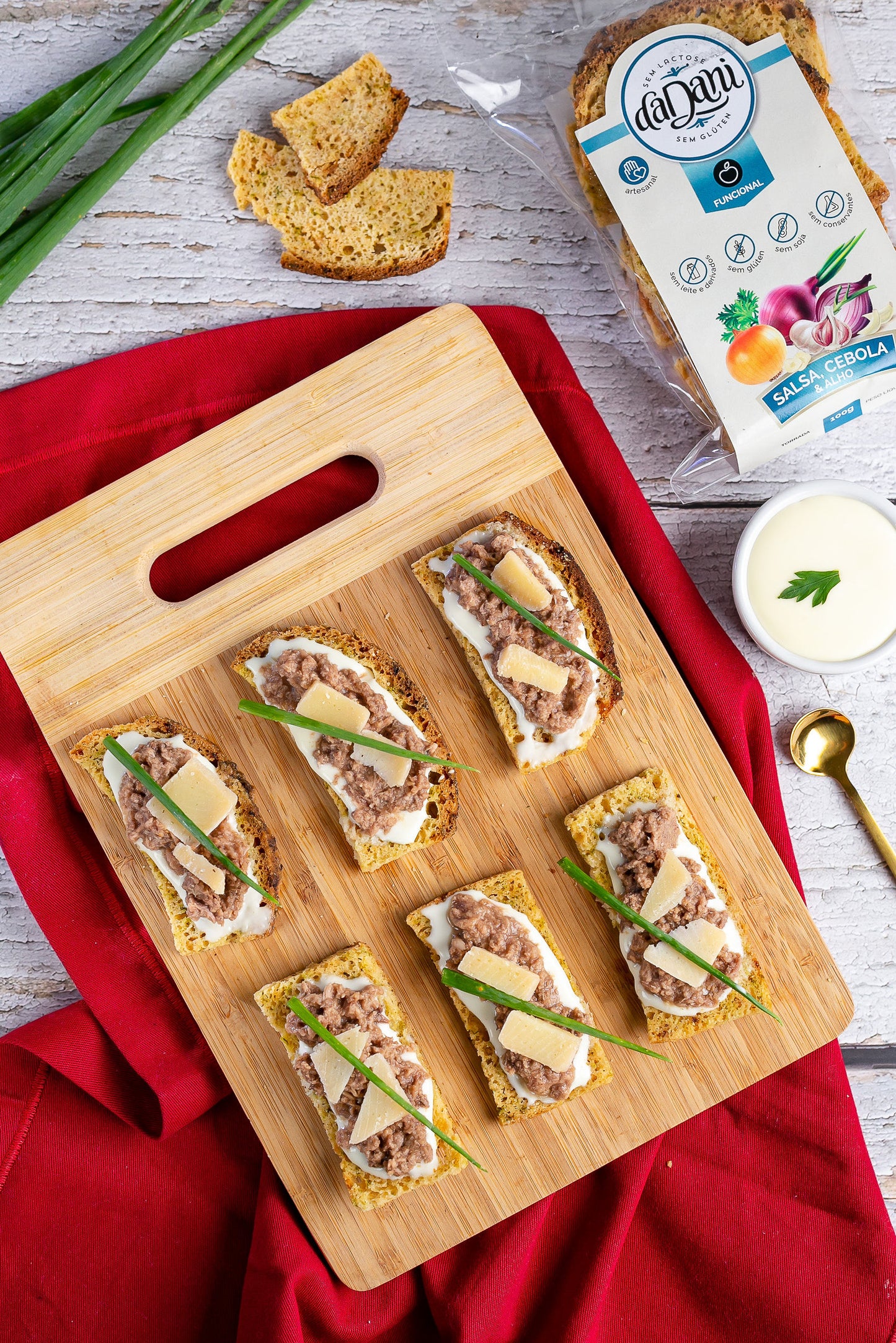 Pão de Forma Salsa, Cebola e Alho 750g - Linha Funcional